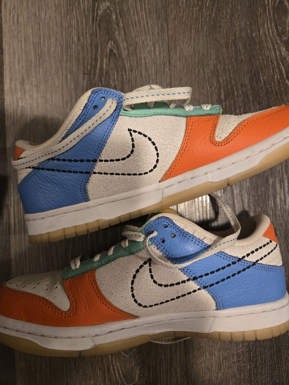 Nike Dunk Low Nike 101 GS DX3363-100 Size 5.5Y Orange Blue Green - Picture 2 of 7
